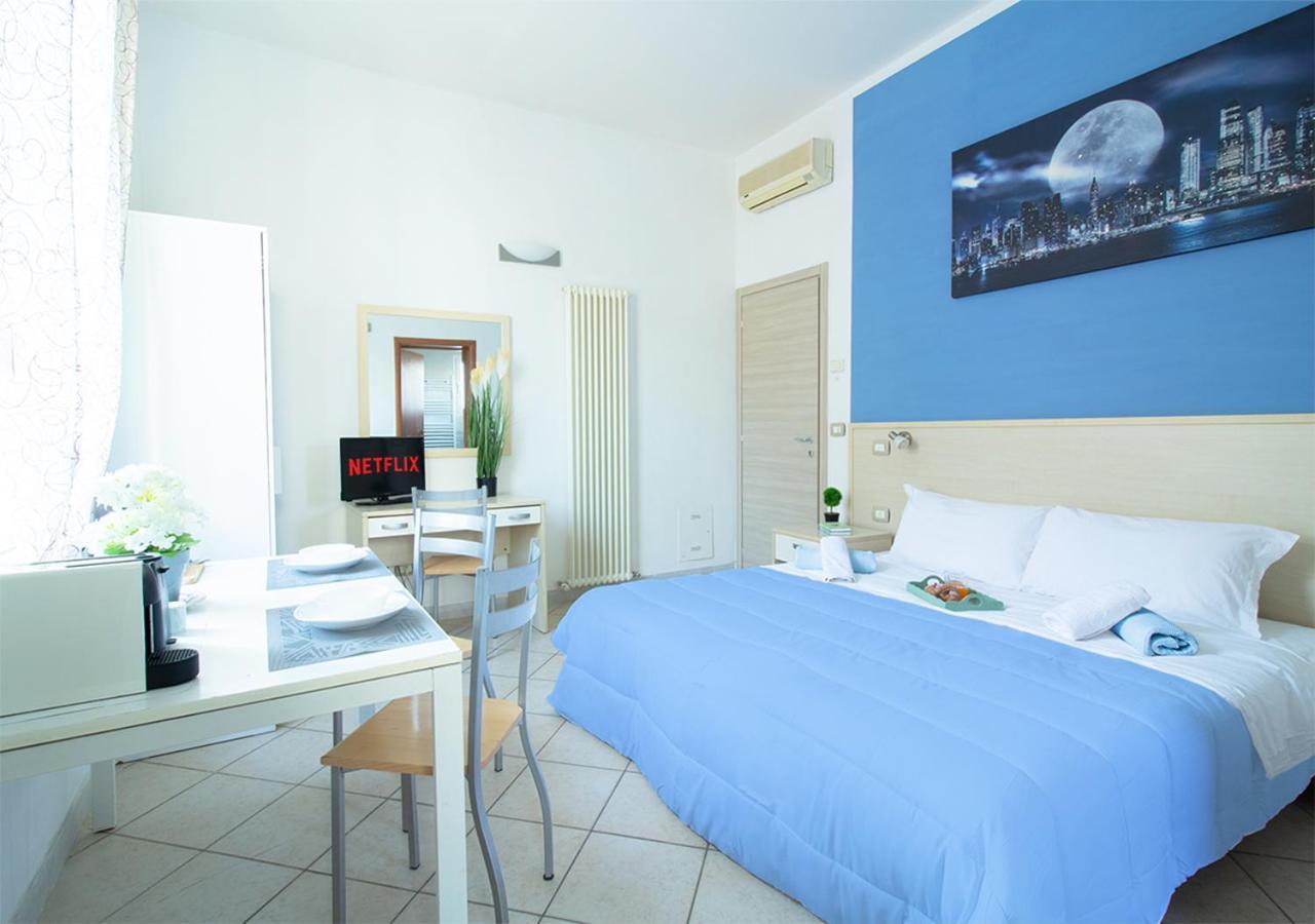 Athena Rooms - Parcheggio Privato Bologna Exterior foto