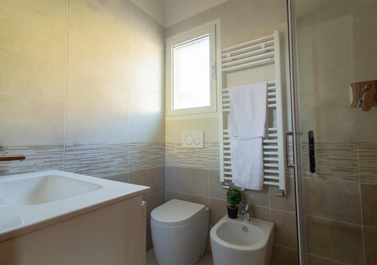 Athena Rooms - Parcheggio Privato Bologna Exterior foto