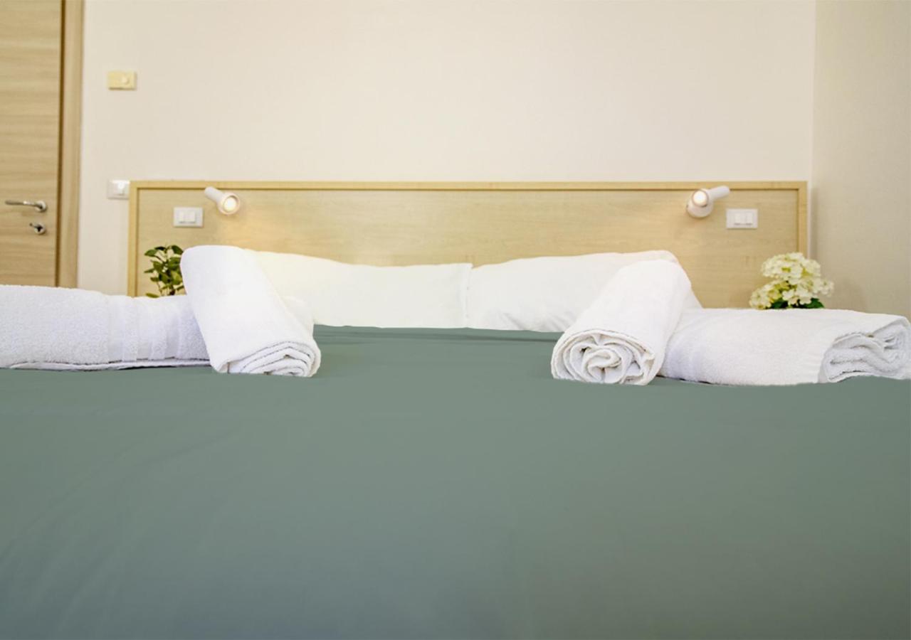 Athena Rooms - Parcheggio Privato Bologna Exterior foto